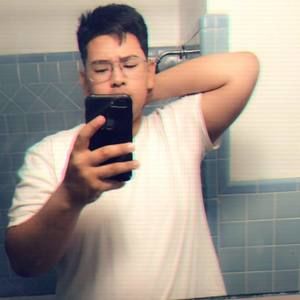 Meet your Posher, Ïñes